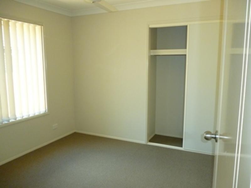 34 PIDDINGTON St, Redbank Plains QLD 4301