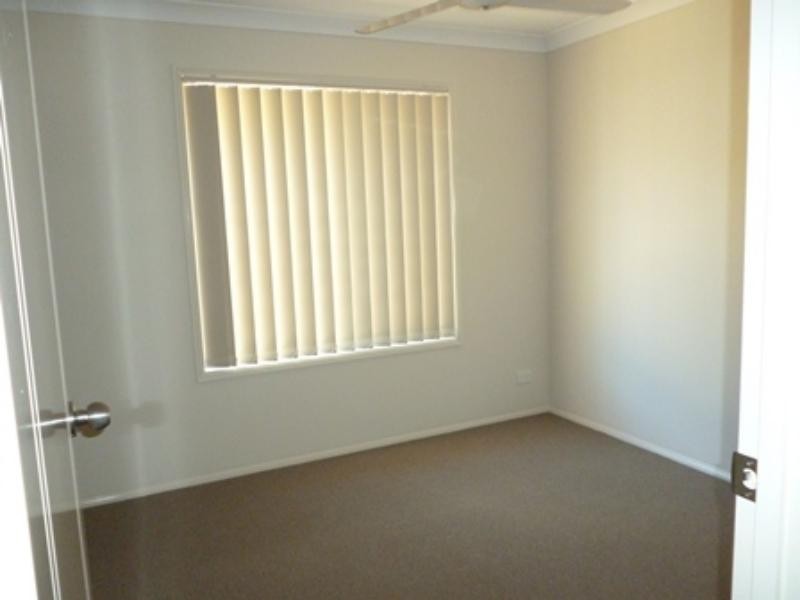 34 PIDDINGTON St, Redbank Plains QLD 4301