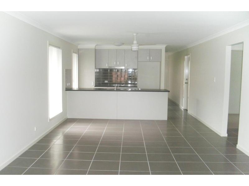 145 ALAWOONA  St, Redbank Plains QLD 4301