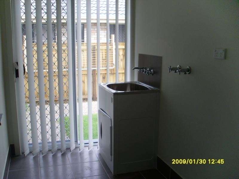 145 ALAWOONA  St, Redbank Plains QLD 4301