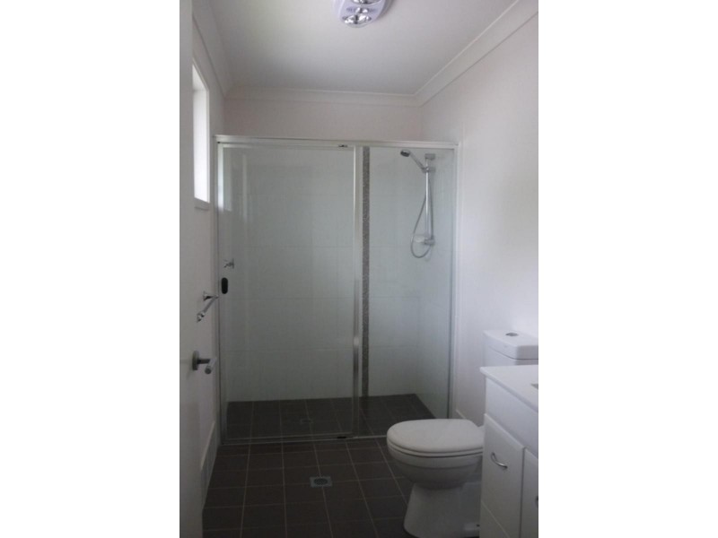 8/31-49 Ariel Ave, Kingston QLD 4114