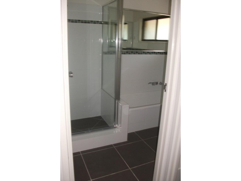 16 Camena  St, Shailer Park QLD 4128