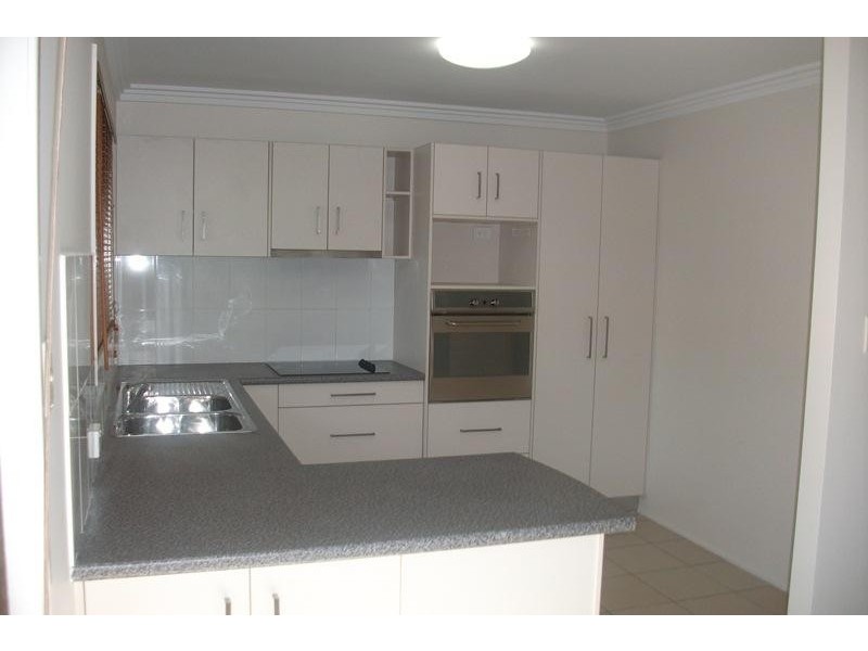 16 Camena  St, Shailer Park QLD 4128