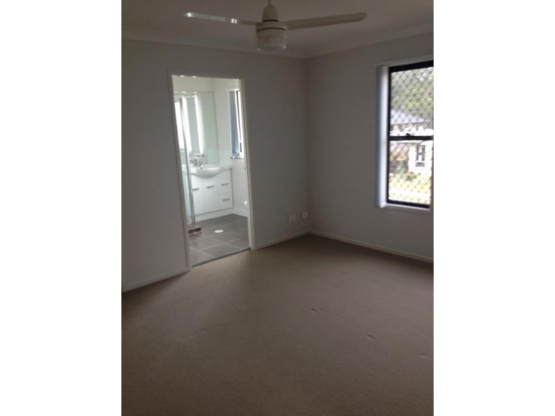 18 MacBride  St, Collingwood Park QLD 4301