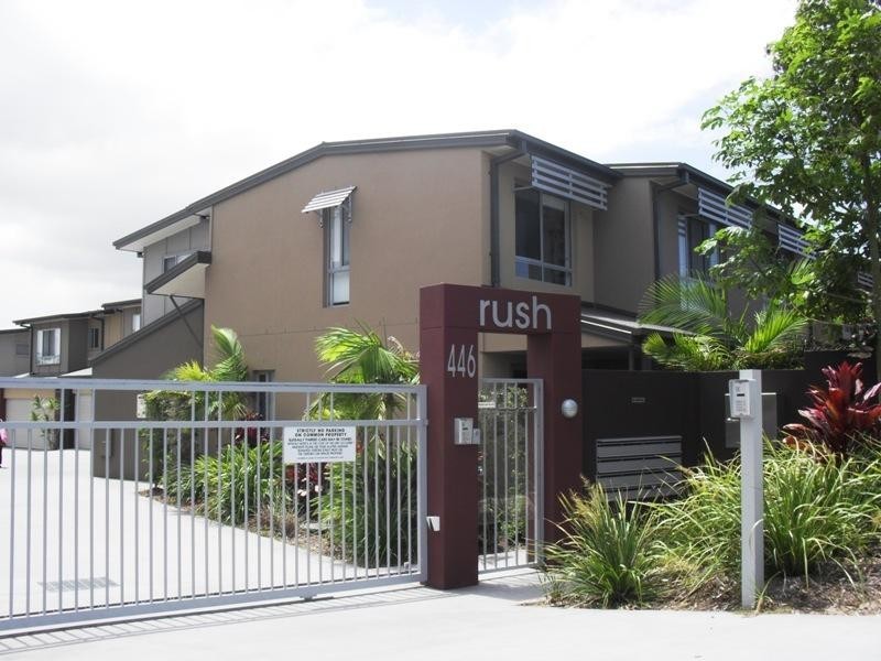 14/446 Pine Ridge  Rd, Coombabah QLD 4216