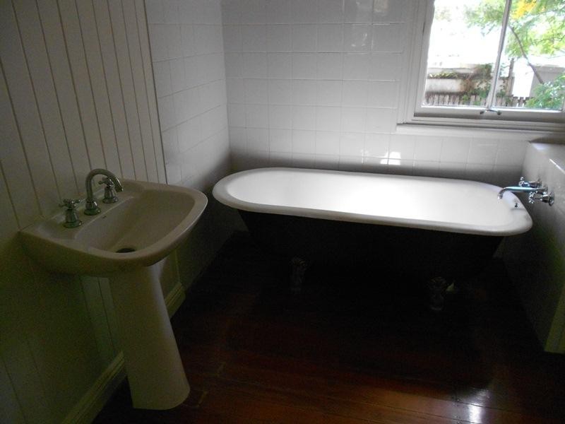 160 Merthyr Rd, New Farm QLD 4005