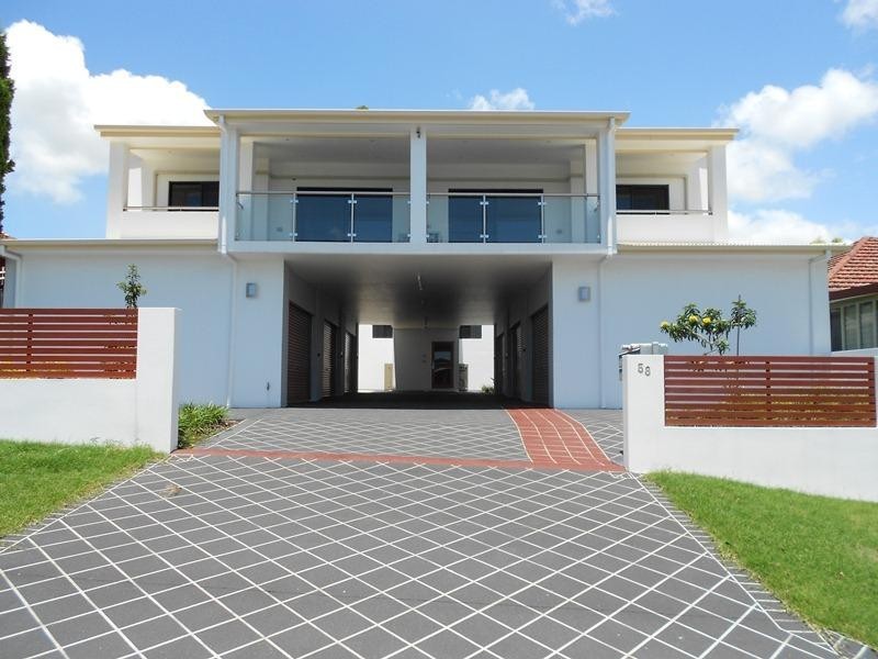 1 & 5/58 Moore St, Morningside QLD 4170