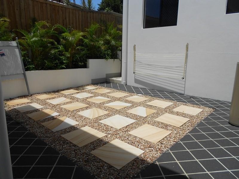 1 & 5/58 Moore St, Morningside QLD 4170