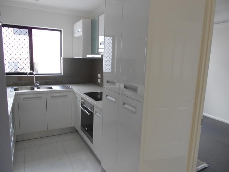 1 & 5/58 Moore St, Morningside QLD 4170