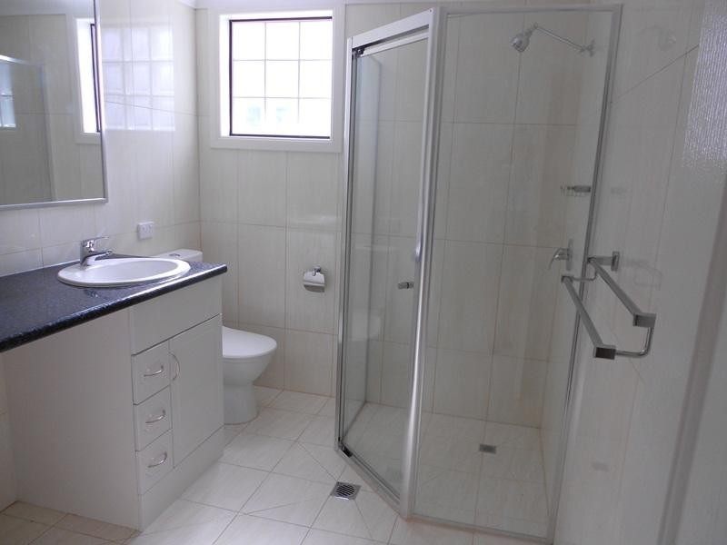 1 & 5/58 Moore St, Morningside QLD 4170