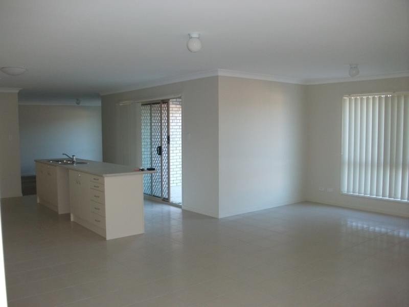 7 Serenity  Ct, Crestmead QLD 4132