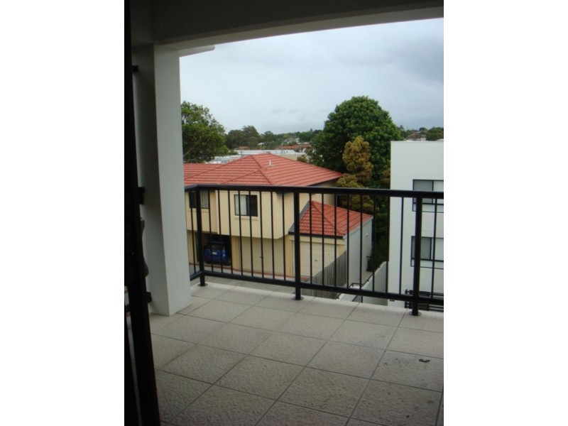 15/15 Lloyd St, Southport QLD 4215