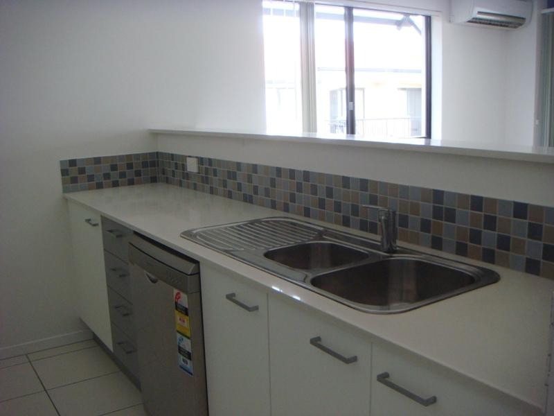 15/15 Lloyd St, Southport QLD 4215