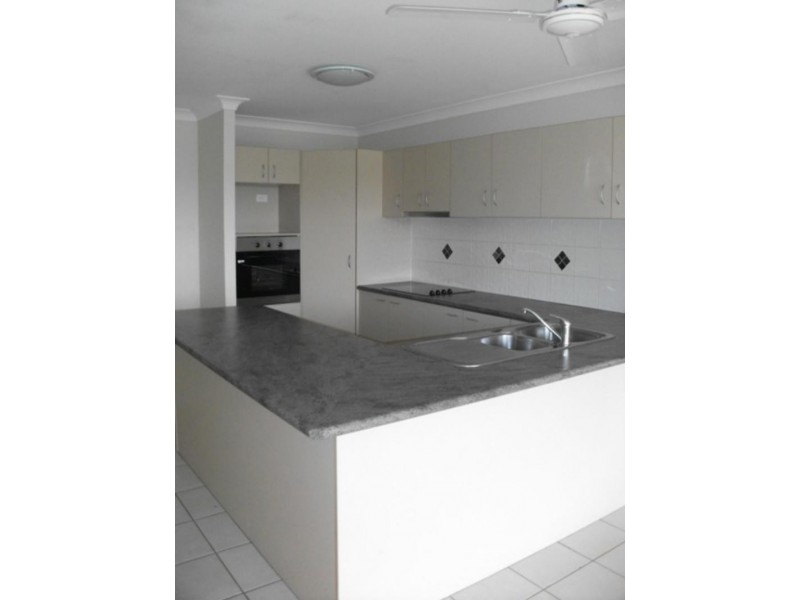 29 Geaney  Bvd, Crestmead QLD 4132