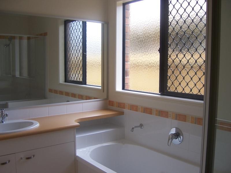 Logan Reserve QLD 4133