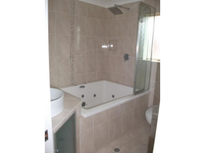 26 Bililluna St, Shailer Park QLD 4128