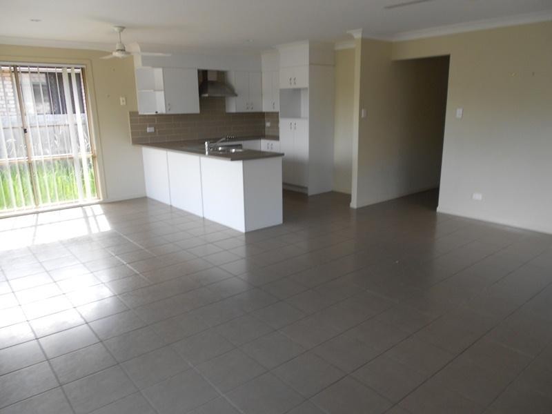 13 Pearse  St, Collingwood Park QLD 4301