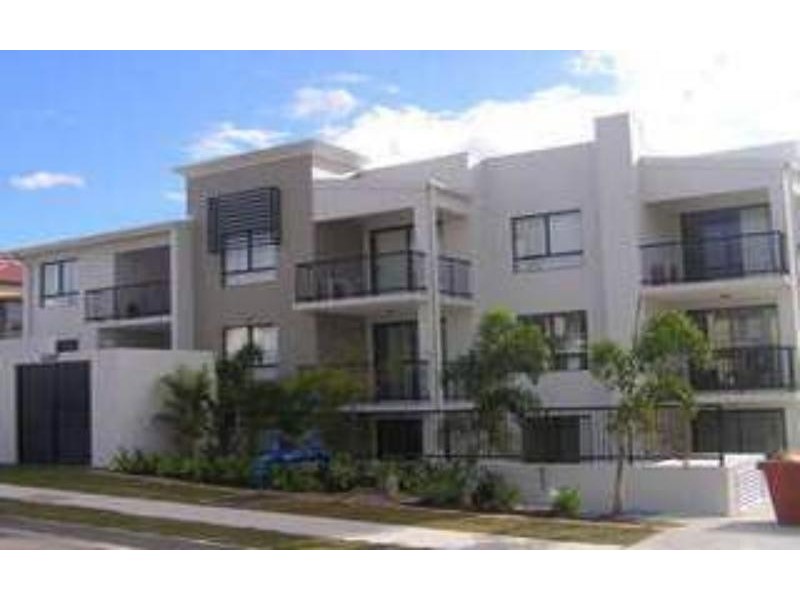 2/15 Lloyd St, Southport QLD 4215