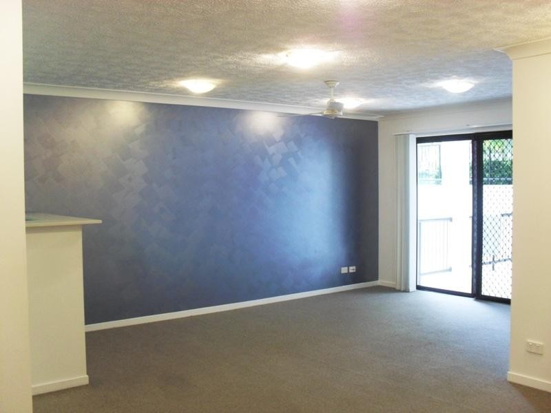 2/15 Lloyd St, Southport QLD 4215