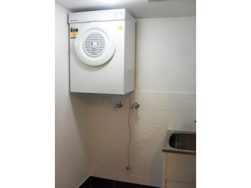 2/15 Lloyd St, Southport QLD 4215