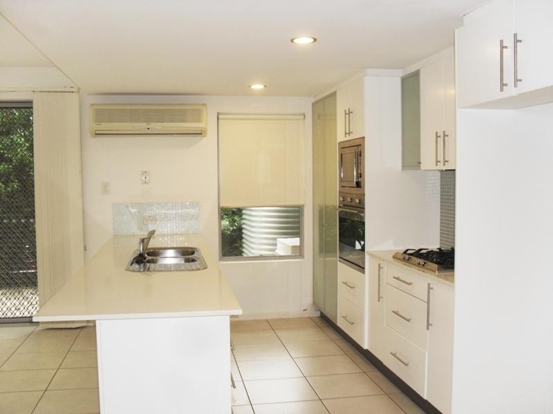 20/1 Boulton Dr, Nerang QLD 4211