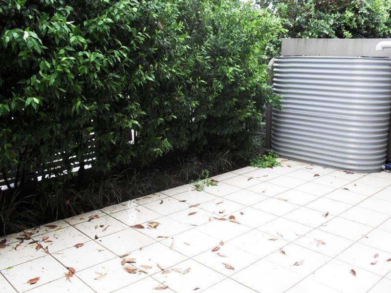 20/1 Boulton Dr, Nerang QLD 4211