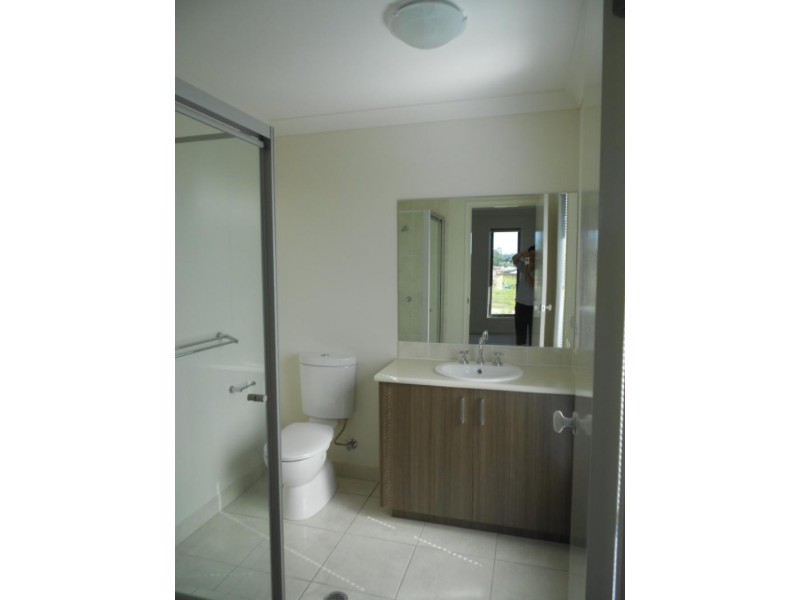 13 Carnell Ct, Goodna QLD 4300