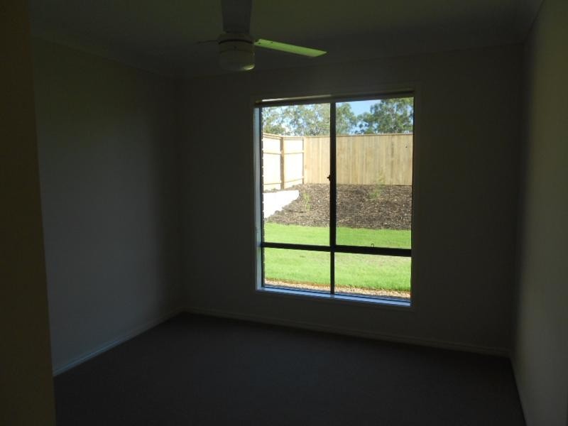 13 Carnell Ct, Goodna QLD 4300