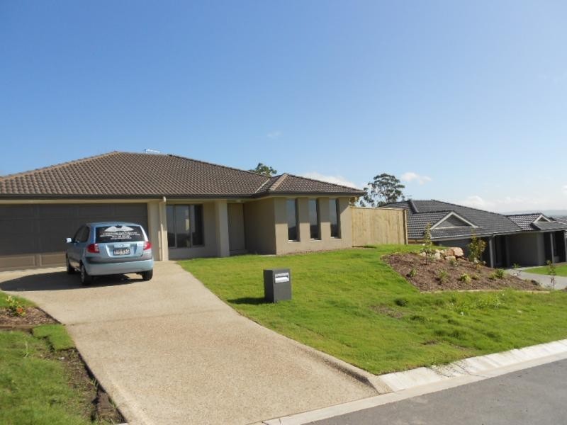 13 Carnell Ct, Goodna QLD 4300