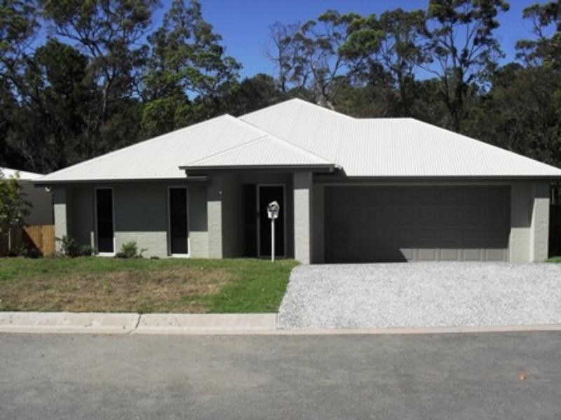 6 Bryna Pde, Oxenford QLD 4210