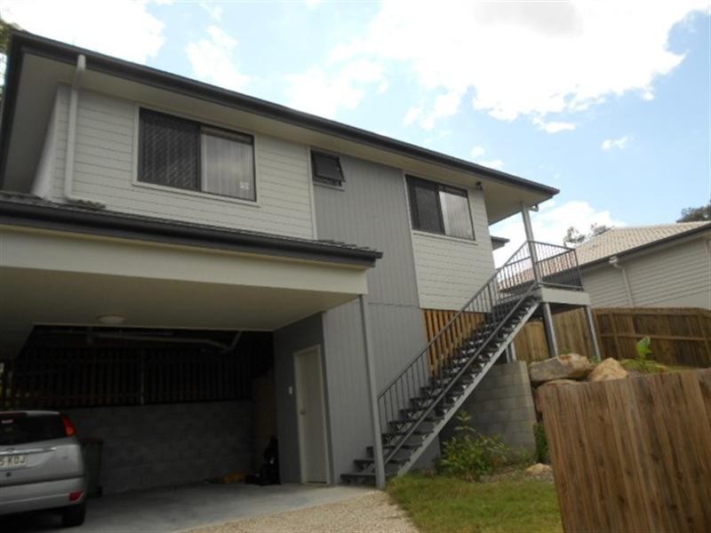 8 Figbird Cl, Goodna QLD 4300