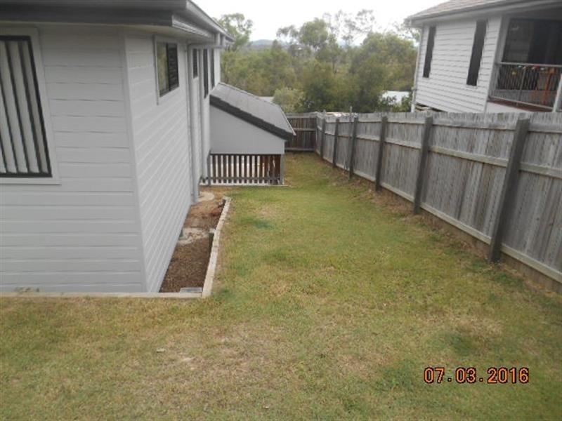 8 Figbird Cl, Goodna QLD 4300