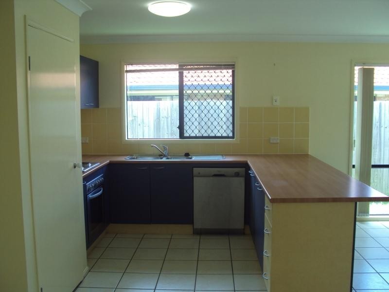 5 Fernwood Court Ct, Victoria Point QLD 4165