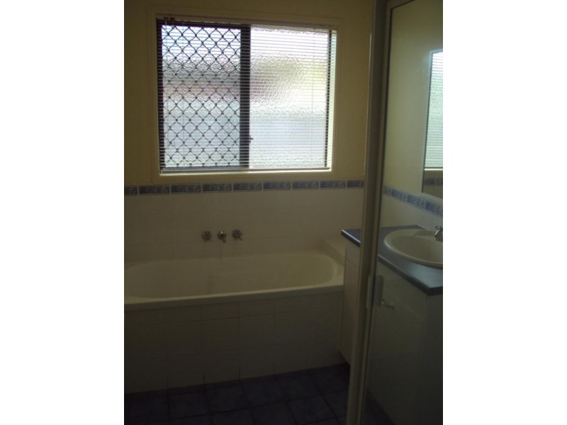 5 Fernwood Court Ct, Victoria Point QLD 4165