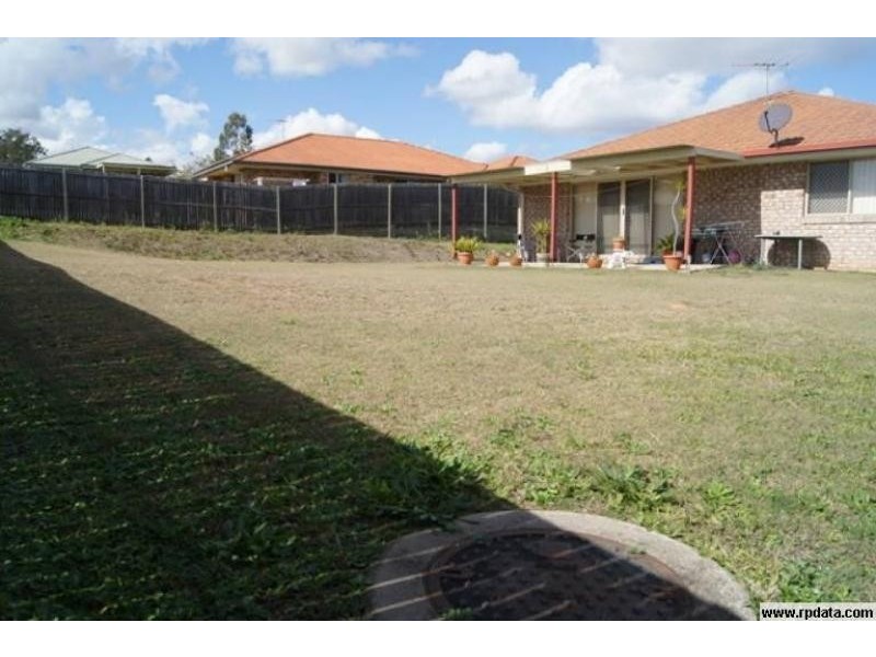7 Ellie Ct, Yamanto QLD 4305