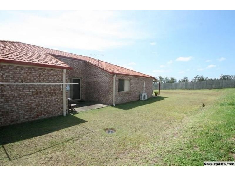 7 Ellie Ct, Yamanto QLD 4305