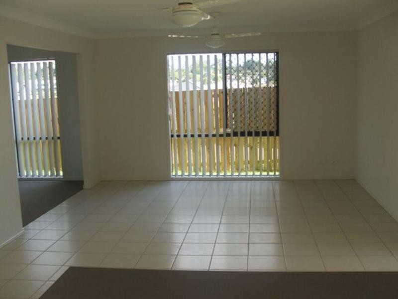 6 Mowie Cl, Underwood QLD 4119