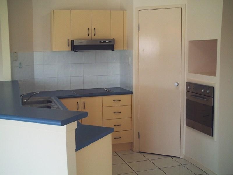 8 Farzana  Pl, Underwood QLD 4119
