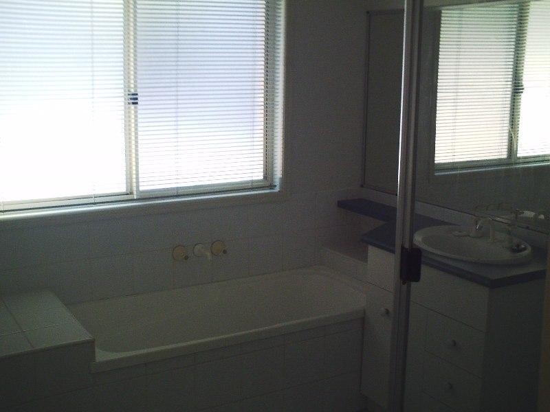 5 Strelley  Ct, Shailer Park QLD 4128