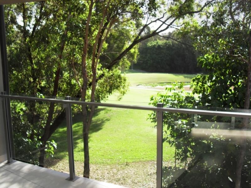 16/17 Great Southern Dr, Robina QLD 4226