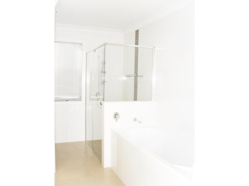 16/17 Great Southern Dr, Robina QLD 4226