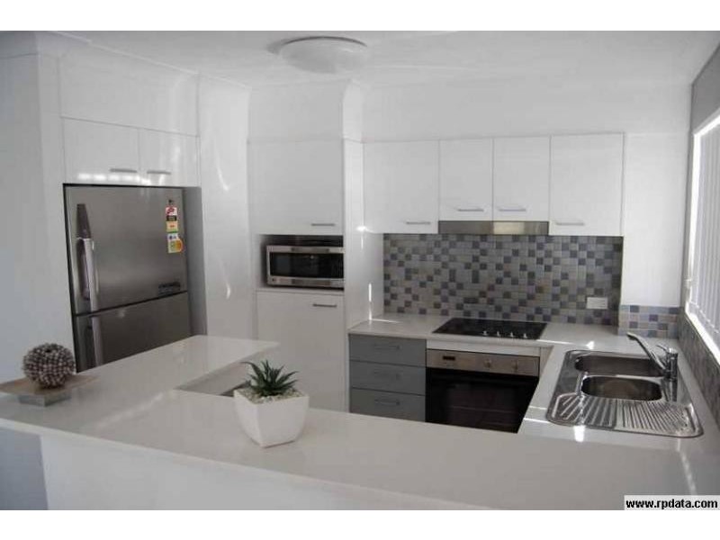 18/15 Lloyd St, Southport QLD 4215