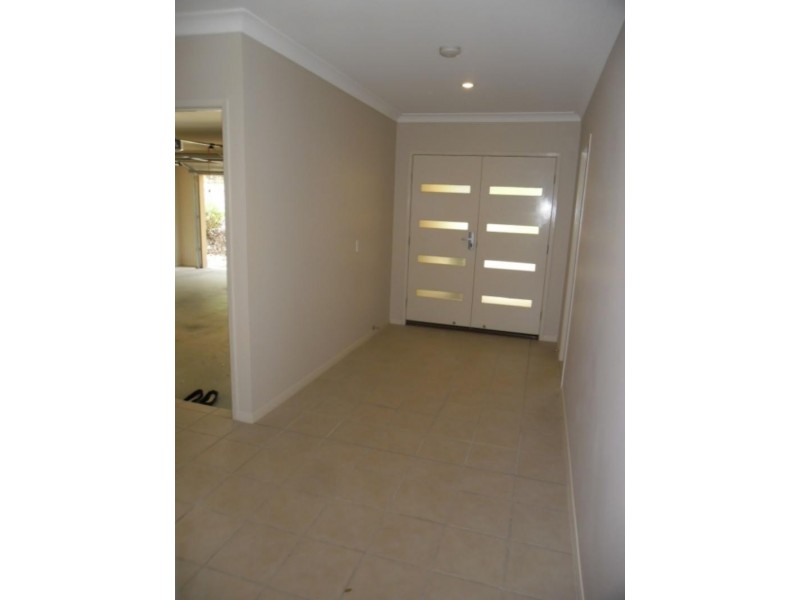 108 Leo Lindo Dr, Shailer Park QLD 4128