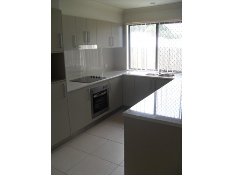 4/45 Filbert  St, Upper Coomera QLD 4209