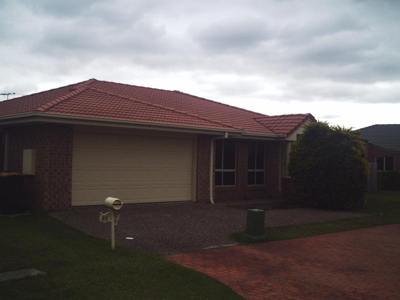 11 Rene Ct, Wynnum West QLD 4178