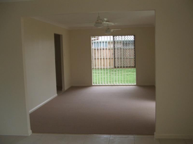 15 Blue Range  Dr, Algester QLD 4115