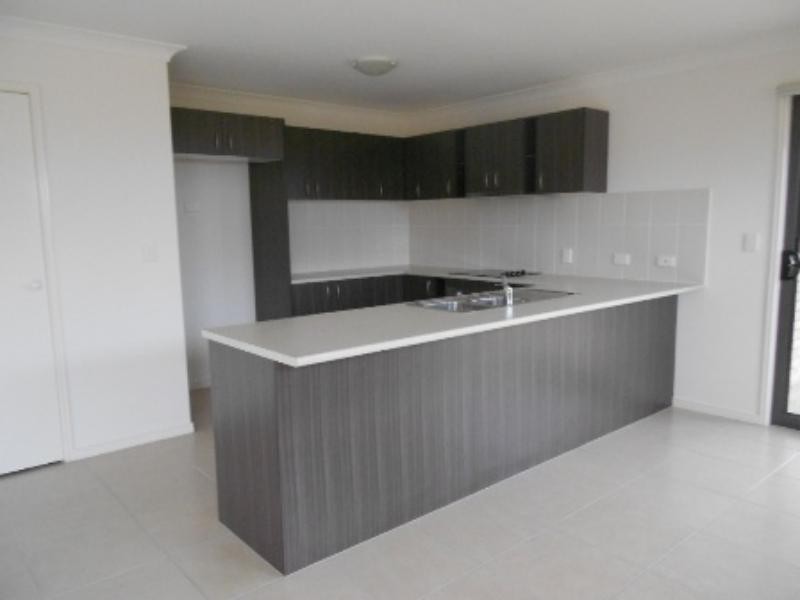 15 Carnell  Ct, Goodna QLD 4300