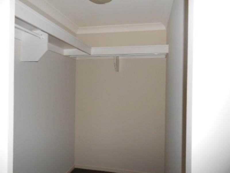 11 Carnell  Ct, Goodna QLD 4300