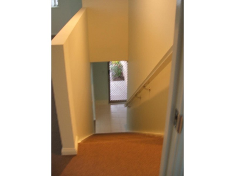 40 Wellers St, Pacific Pines QLD 4211