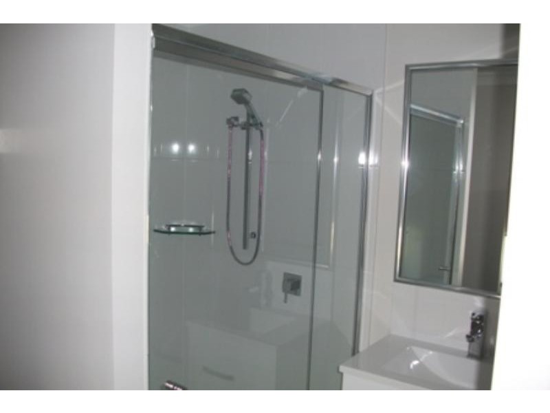 13 Burns Ct, Augustine Heights QLD 4300